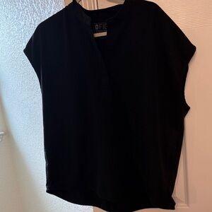 Figs Women's Black scrub top